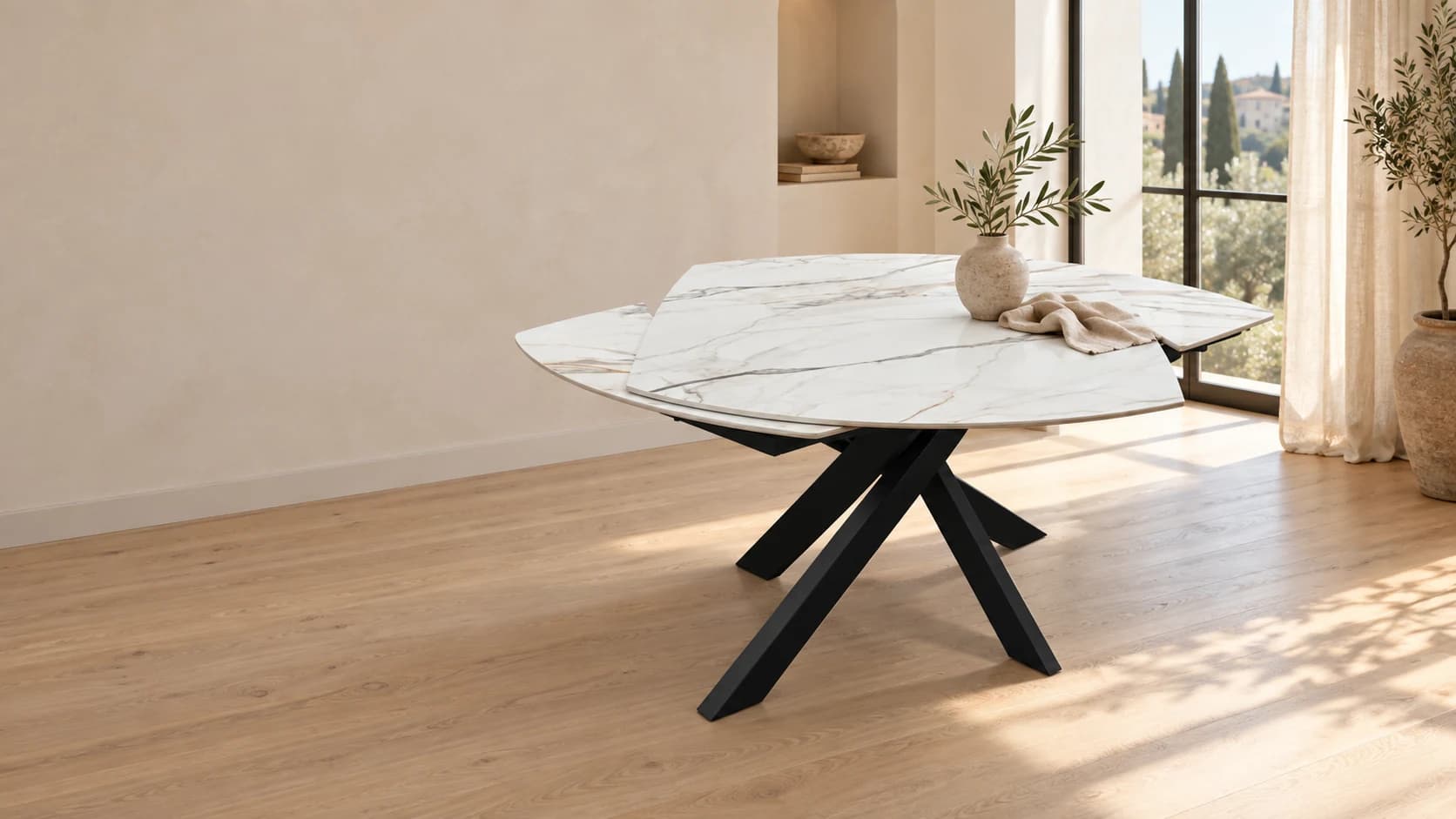 Masă extensibilă Calacata Gold într-un dining luminos