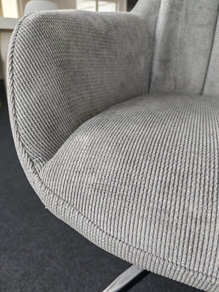 scaun rotativ tip fotoliu riga